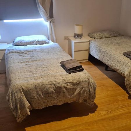 Gibraltar Town Centre Flat With Roof Terrace Exterior foto
